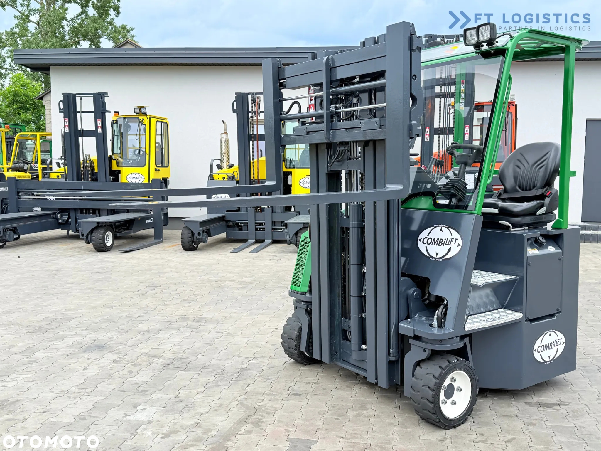 Combilift CB3000 / DIESEL / TRIPLEX 4900MM / WOLNY SKOK / PRZESUW WIDEŁ / POZYCJONER / WIDŁY 1500MM / JAK NOWY - 29