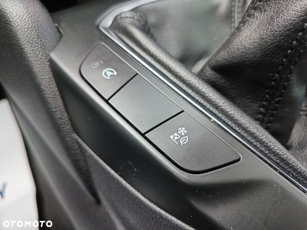 Ford Kuga 1.5 EcoBlue FWD Titanium - 29