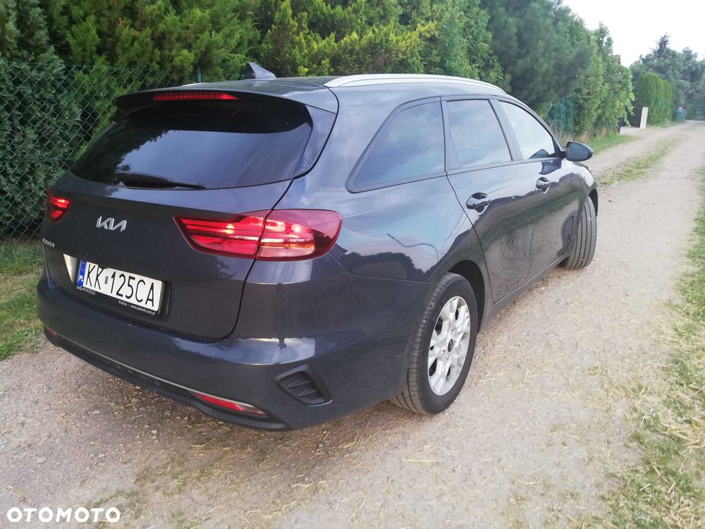 Kia Ceed - 4