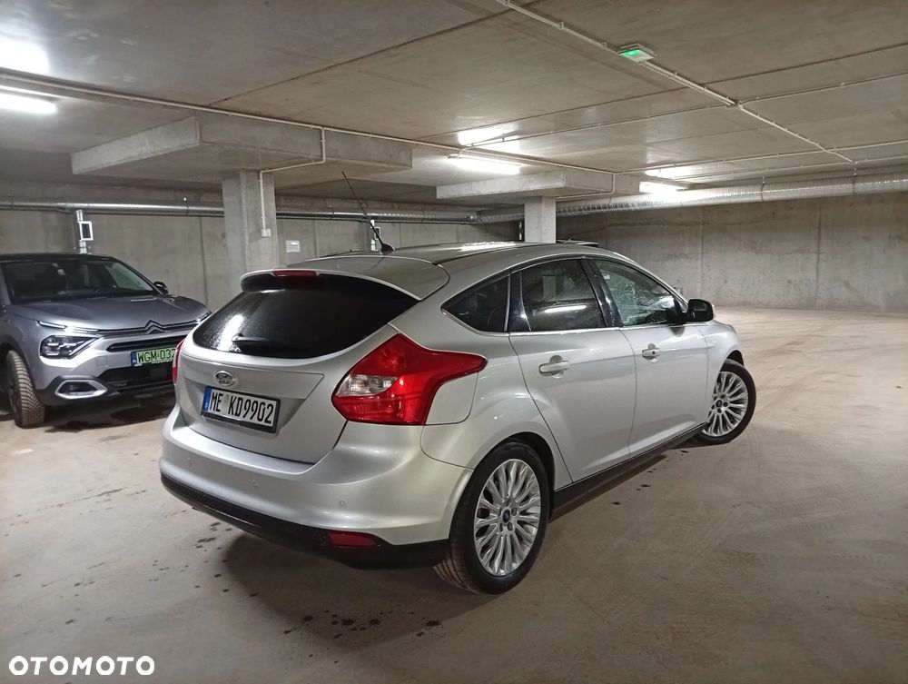 Ford Focus 1.6 TDCi DPF Titanium - 25