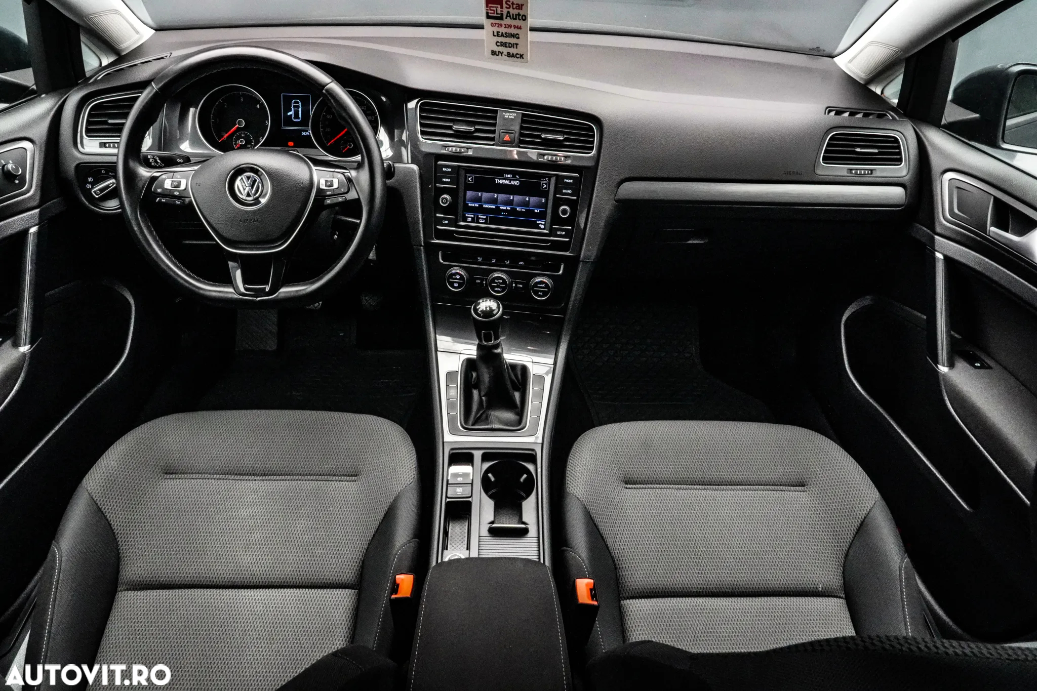 Volkswagen Golf 1.6 TDI Trendline - 7