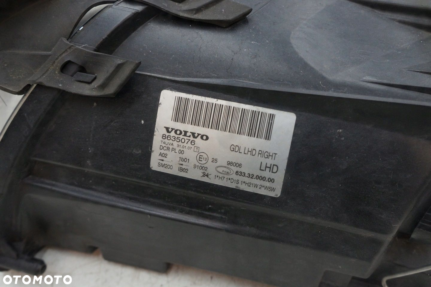 VOLVO S80 II V70 III LAMPA PRAWY PRZÓD PRAWA PRZEDNIA GDL XENON 8635076 - 3