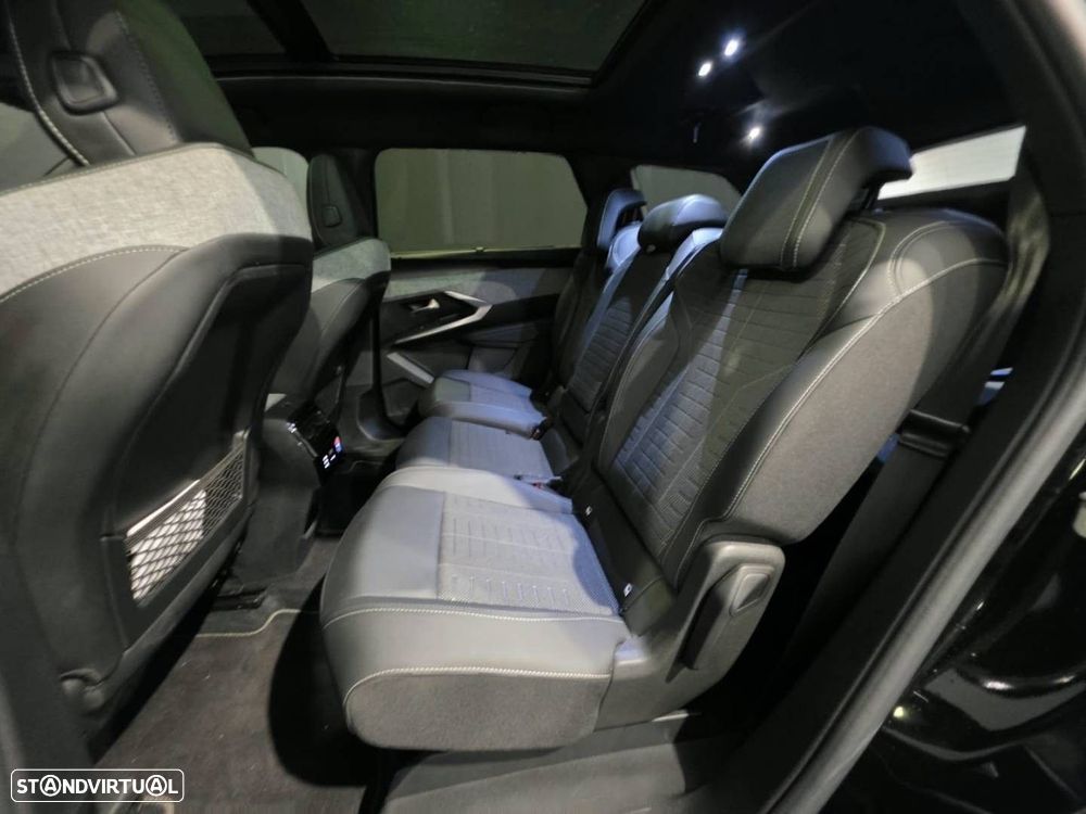 Peugeot 5008 Hybrid 136 e-DSC GT - 18