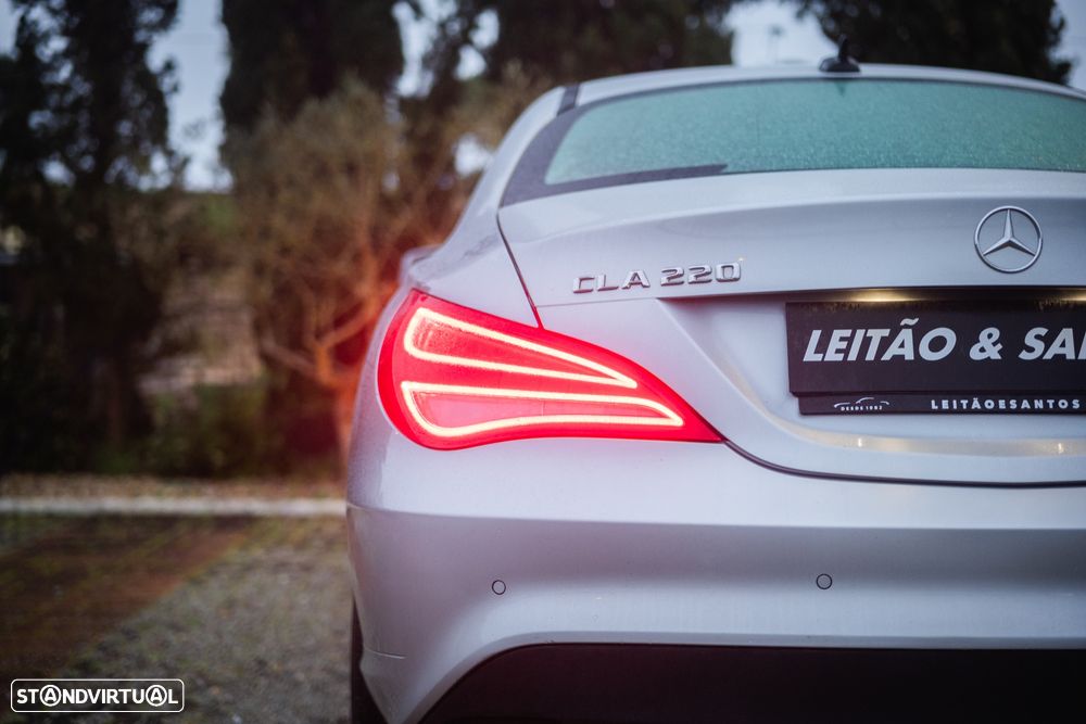 Mercedes-Benz CLA 220 CDI 7G-DCT Urban - 12