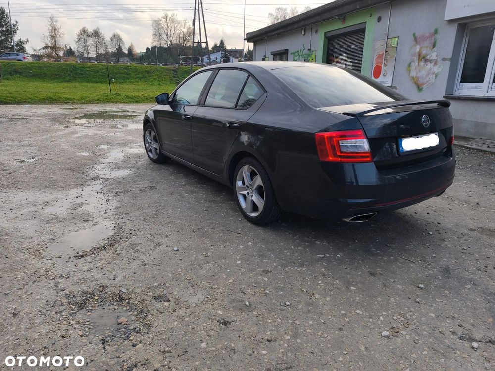 Skoda Octavia 2013 photo 2