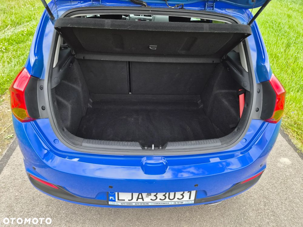 Kia Ceed 1.4 CRDi 90 Vision - 12