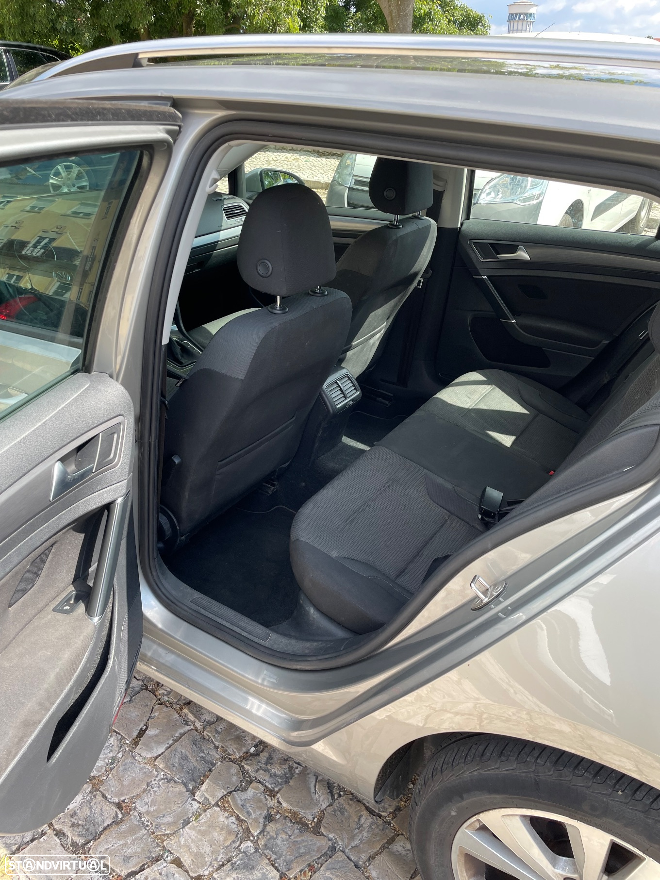 VW Golf Variant 1.6 TDi Highline - 8