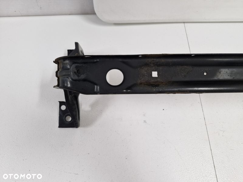 volvo v40 2 ii 1.6 d belka dolna przód przednia pod chłodnicę - 4