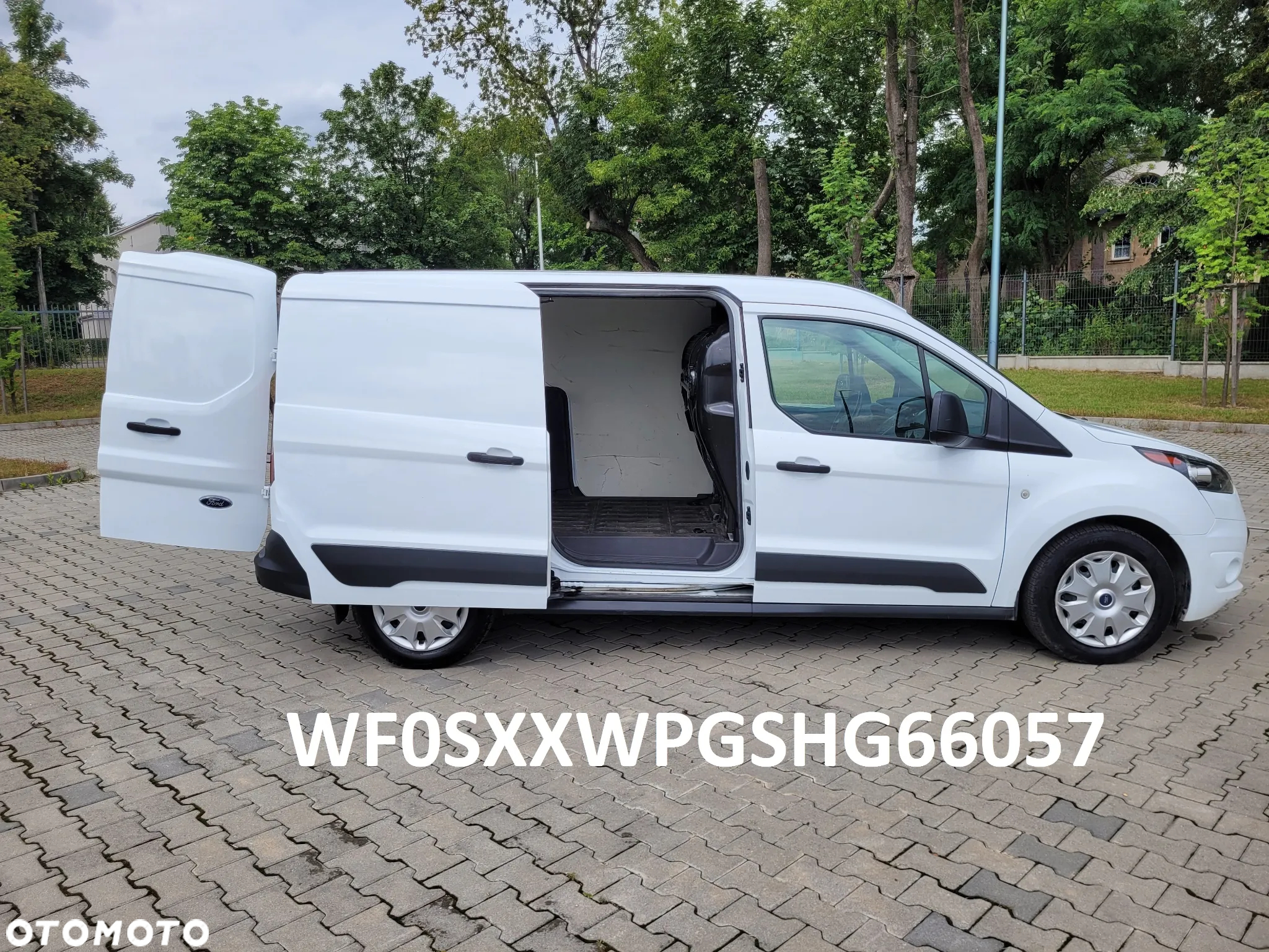 Ford Transit Connect - 22