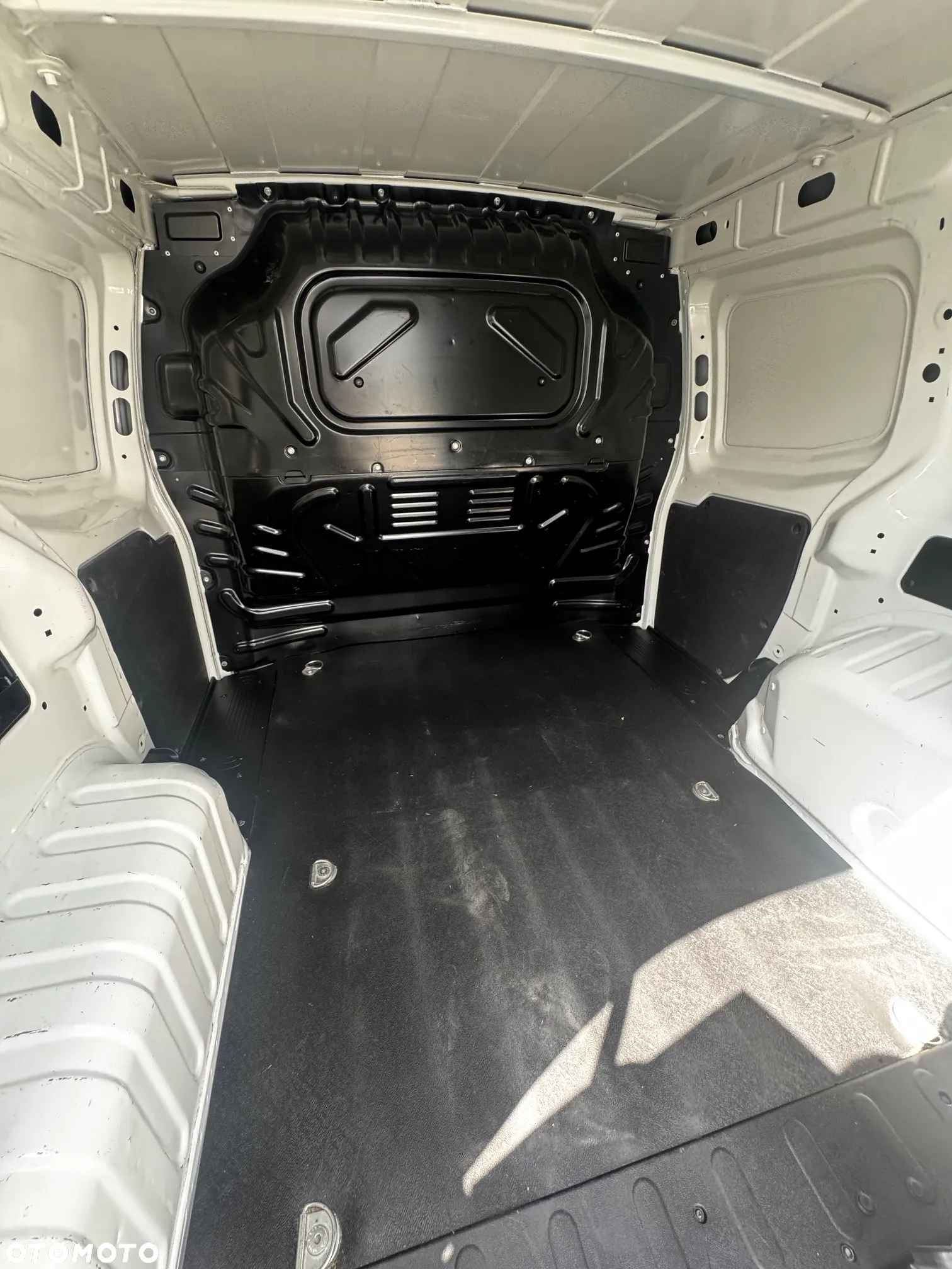 Fiat Fiorino Kombi 1.3 MJ Base - 16