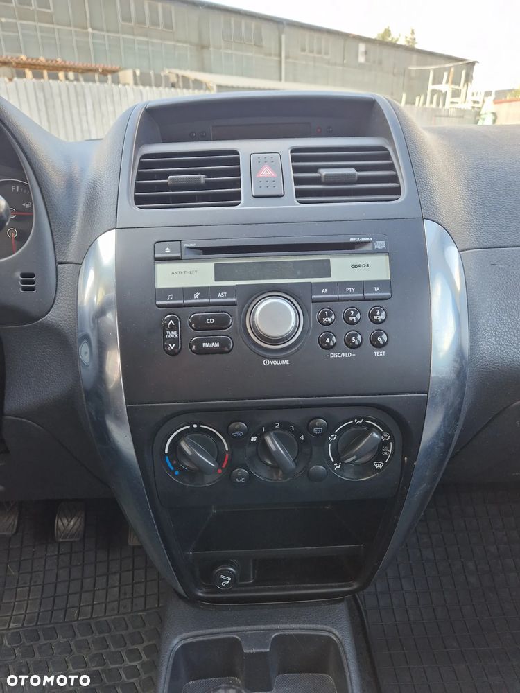 Fiat Sedici - 14