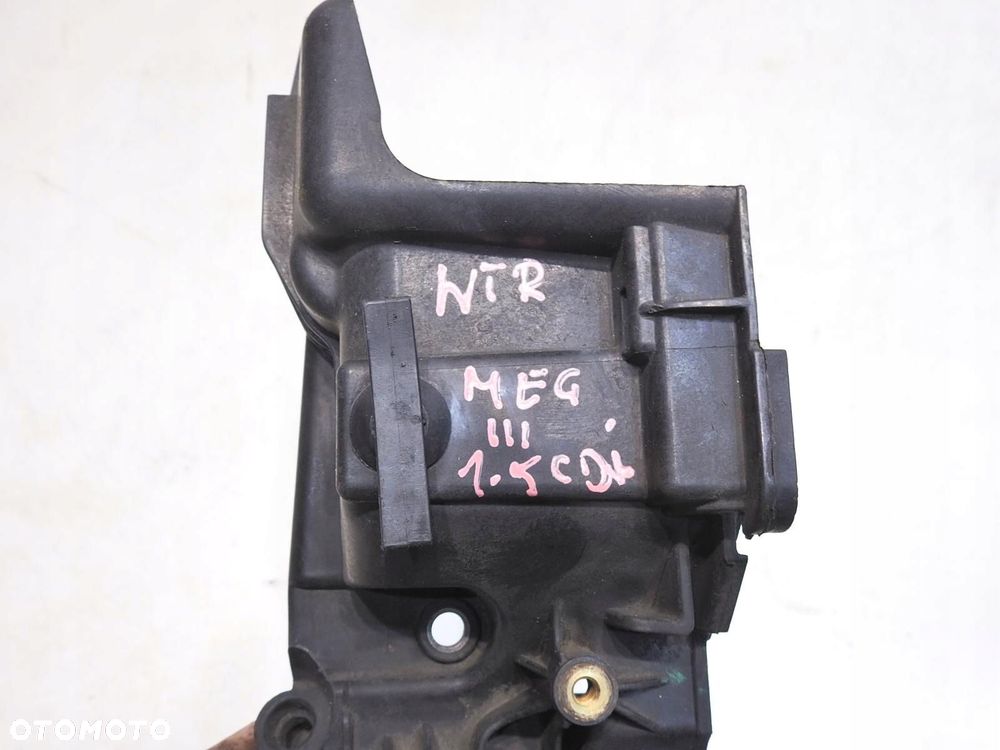 OSŁONA OBUDOWA WTRYSKÓW RENAULT MEGANE III 1.5 DCI - 2