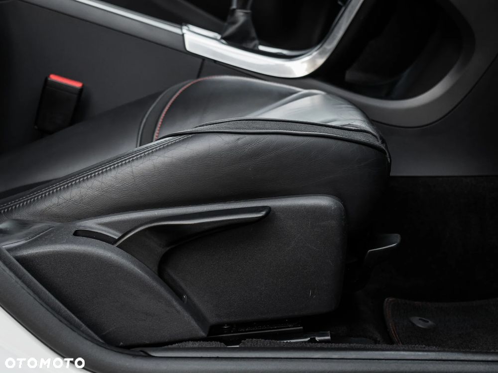 Volvo V60 D2 Ocean Race - 18