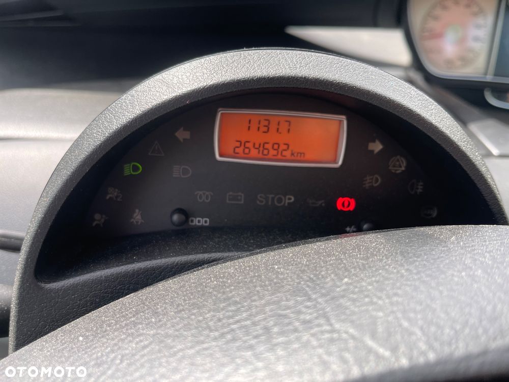 Citroën C8 2.0 HDi Attraction - 10