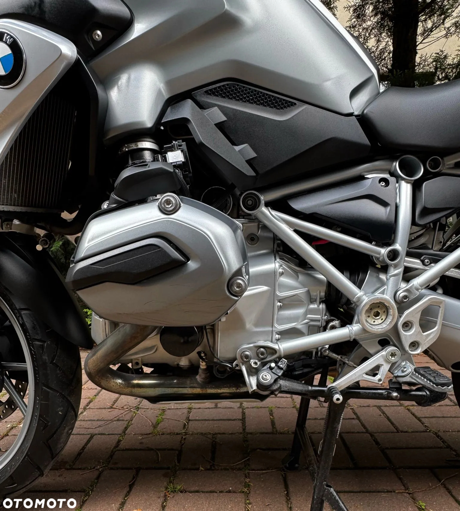 BMW R - 12
