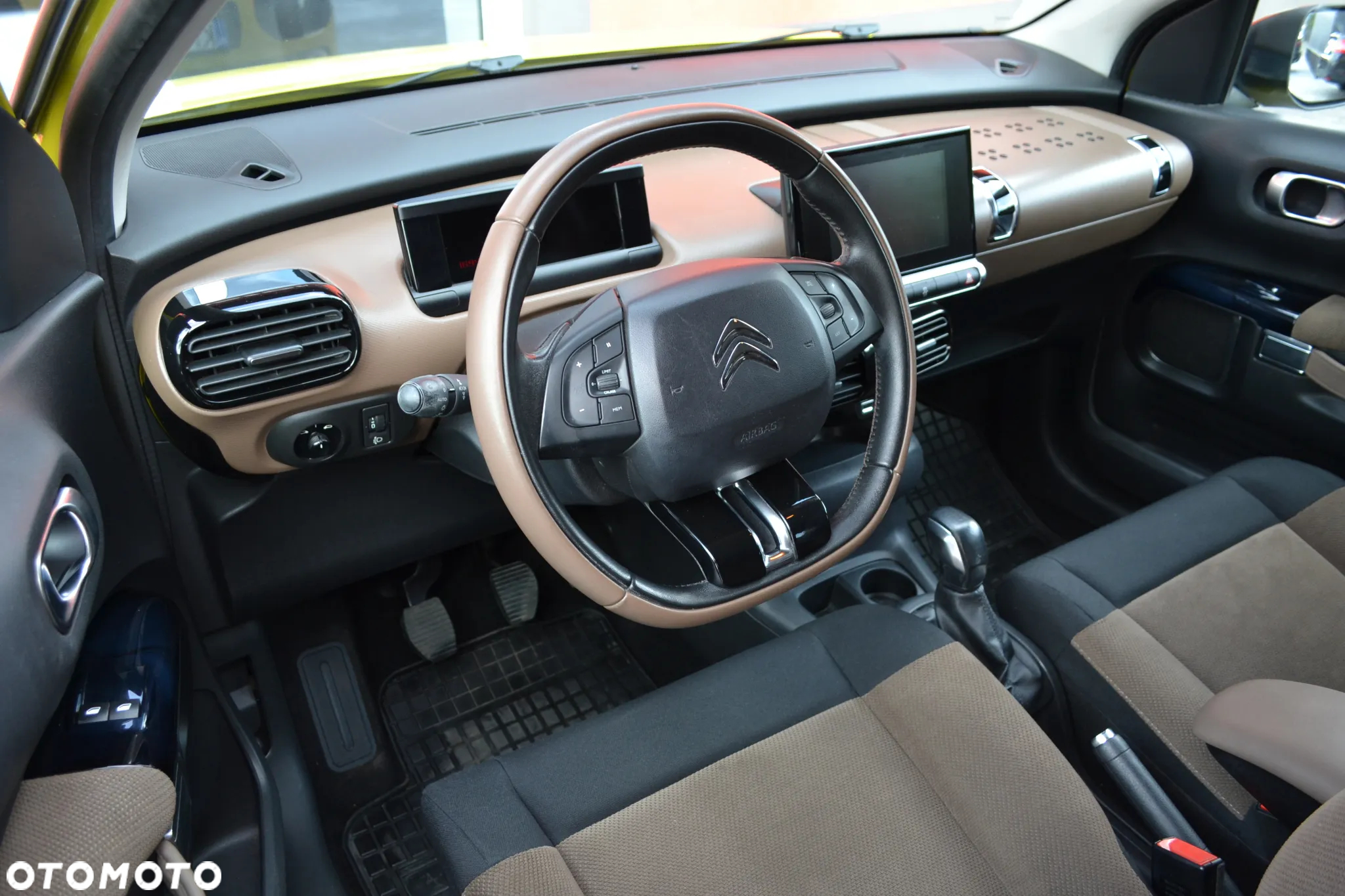 Citroën C4 Cactus 1.2 PureTech Shine - 5