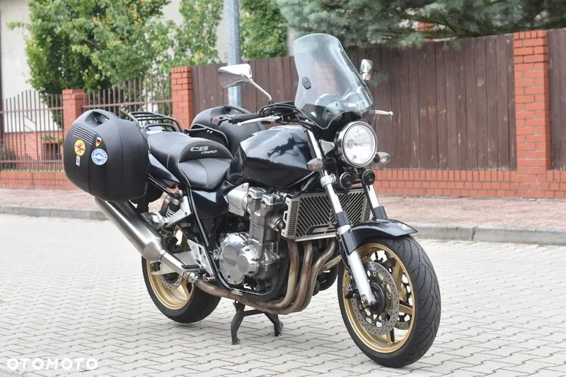 Honda CB - 3