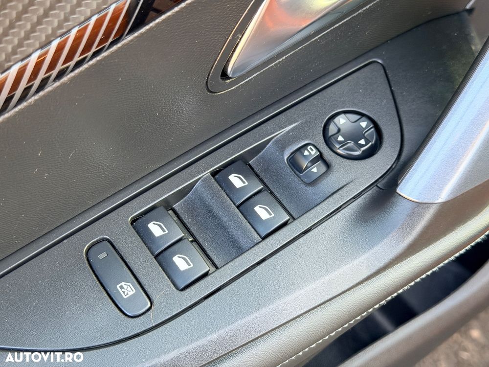 Peugeot 2008 PureTech 100 Allure - 11