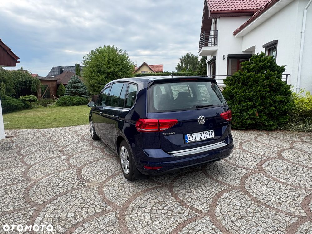 Volkswagen Touran 1.5 TSI EVO Active - 8