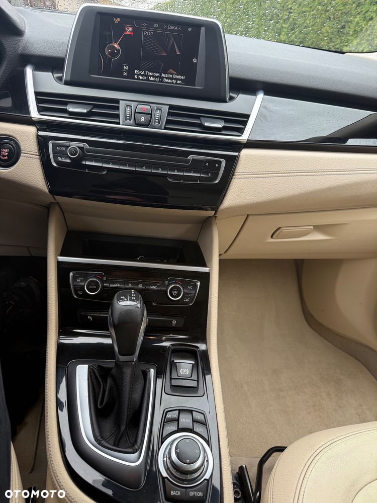 BMW Seria 2 220d xDrive Sport-Aut Luxury Line - 13