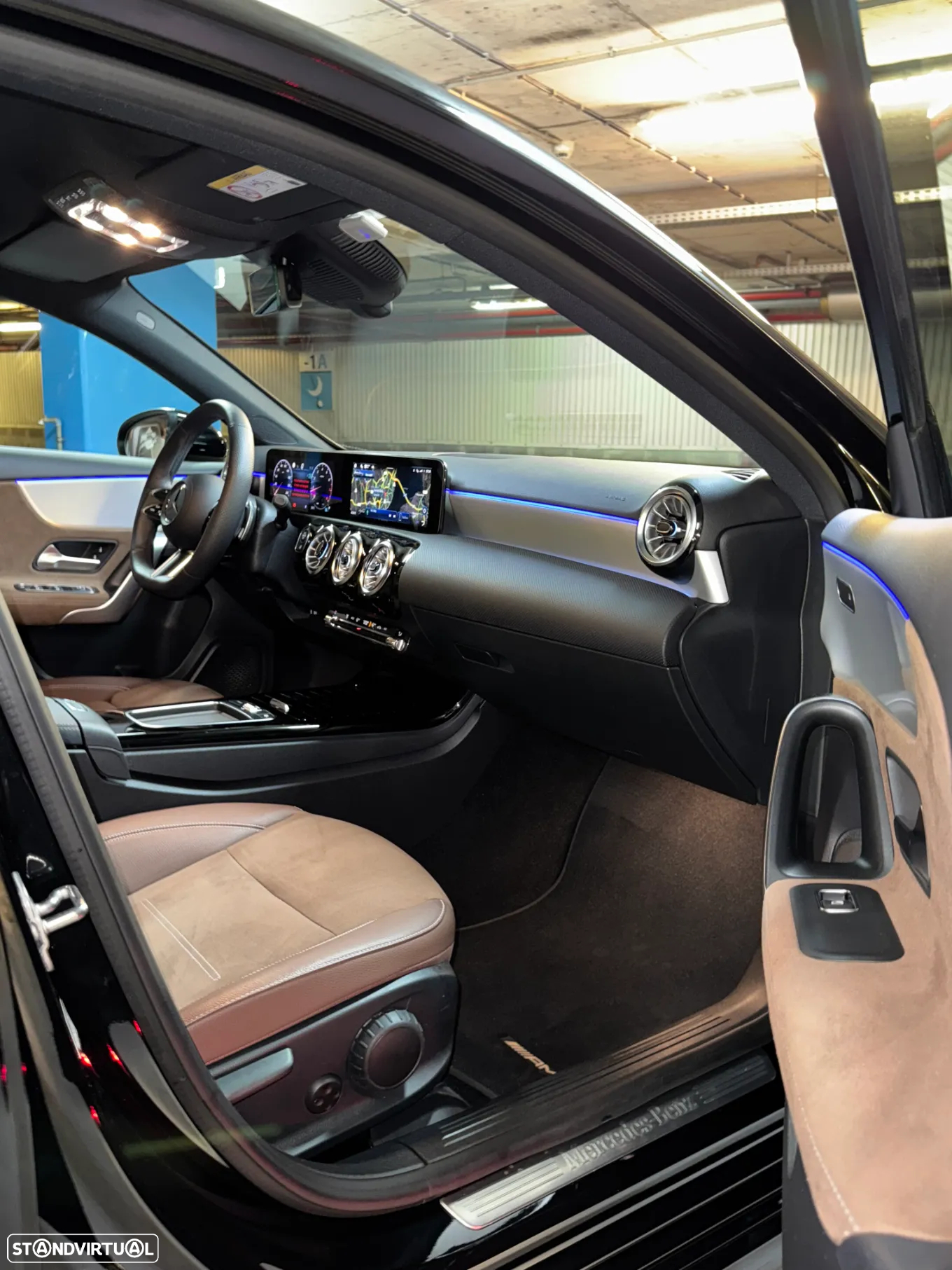 Mercedes-Benz A 200 AMG Line - 8