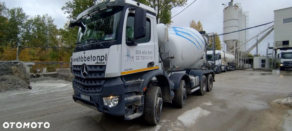 Mercedes-Benz Arocs - 1