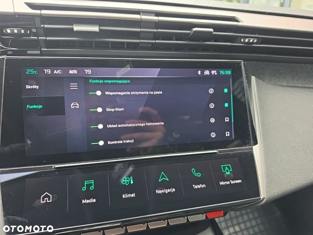 Peugeot 408 1.2 PureTech Allure S&S EAT8 - 24