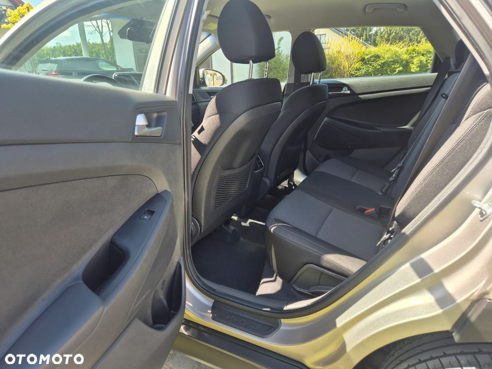 Hyundai Tucson 1.6 GDi 2WD Pure - 25