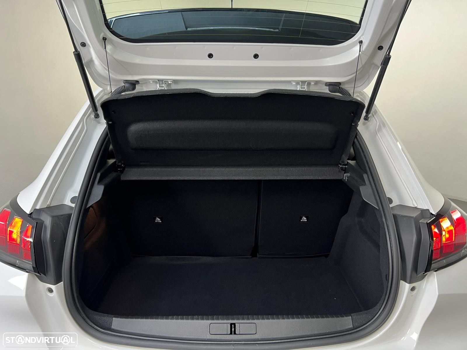 Peugeot e-208 50 kWh Active - 22