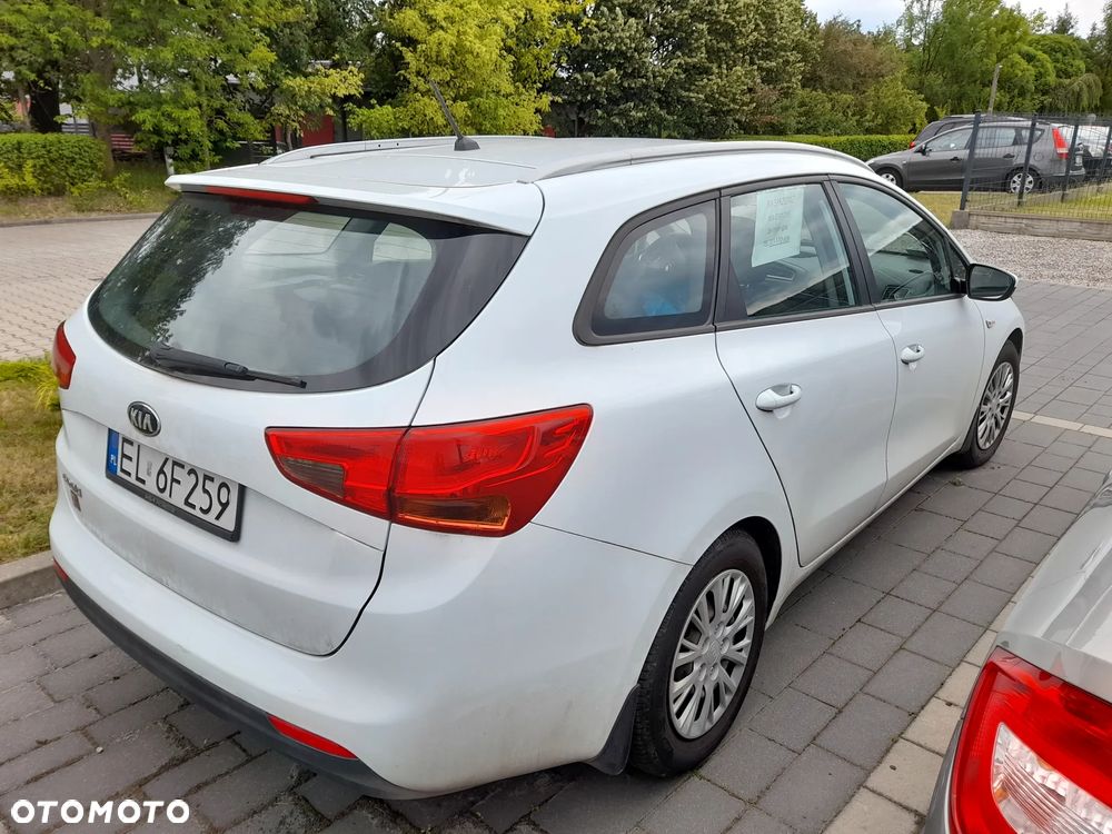 Kia Ceed - 5