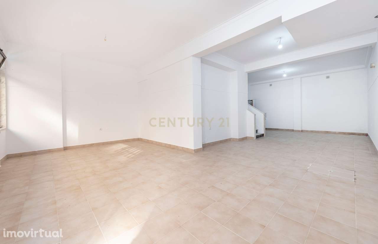 SUSPENSO Escritório com 218 m2 na Quinta da Samaritana, em Belas, Quel - Grande imagem: 5/19