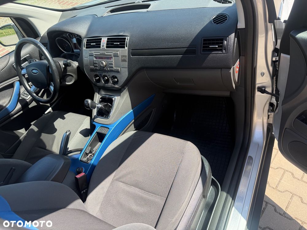 Ford Kuga 2.0 TDCi 2x4 Trend - 16