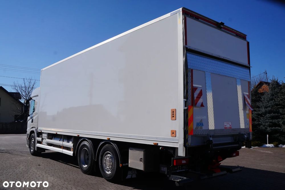 Scania G 450 6x2 CHŁODNIA KONTENER 8.45 m 21 PALET OŚ SKRĘTNA WINDA - 6