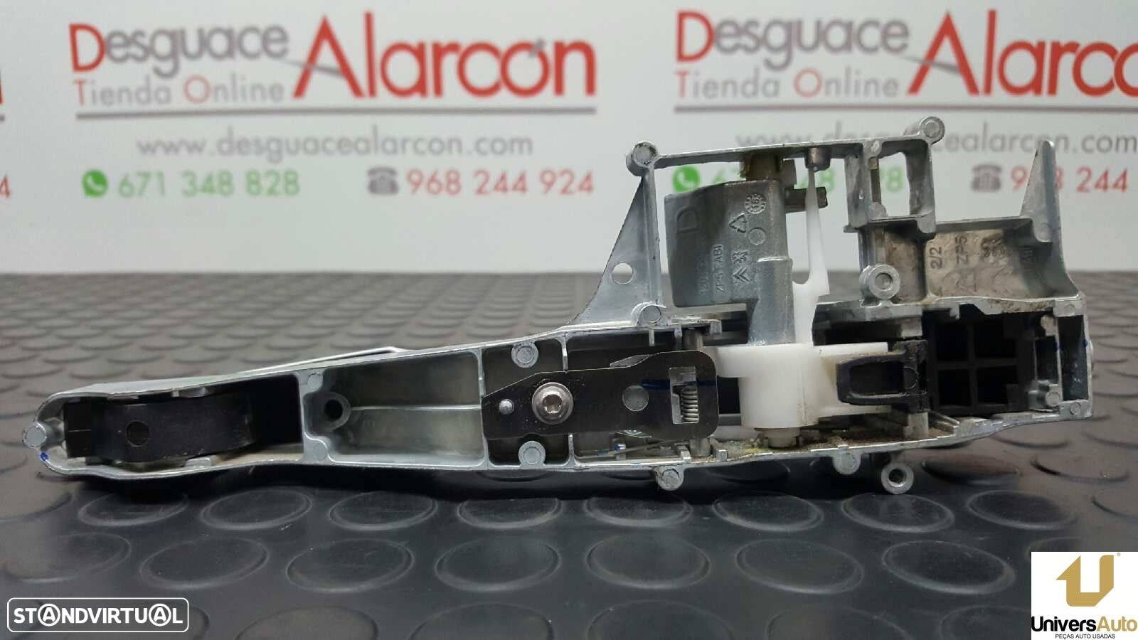 PUXADOR EXTERIOR FRENTE DIREITO PEUGEOT 2008 (--.2013->) GT LINE - 6