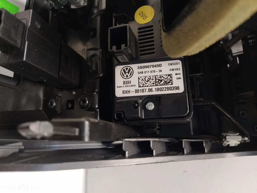 VW TIGUAN II TUNEL KRATKA NAWIEWU PANEL TYŁ TYLNY PORT USB ORYGINAŁ - 5