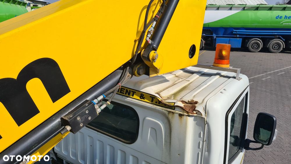 Nissan CABSTAR NT400 - 14