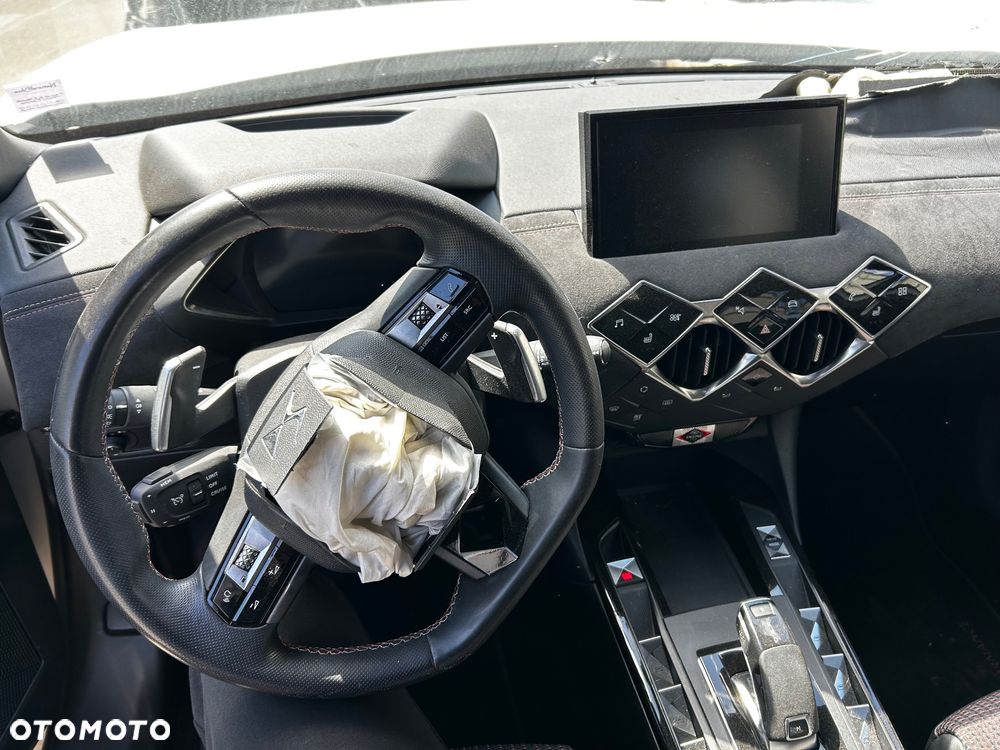 DS Automobiles DS 3 Crossback - 23