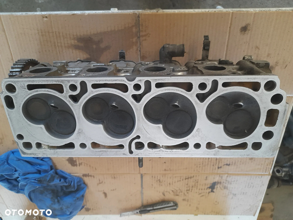 Głowica Opel 1,8 8V   90209850