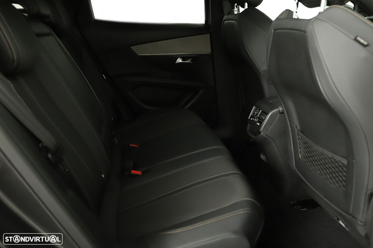 Peugeot 3008 1.2 PureTech GT EAT8 - 23