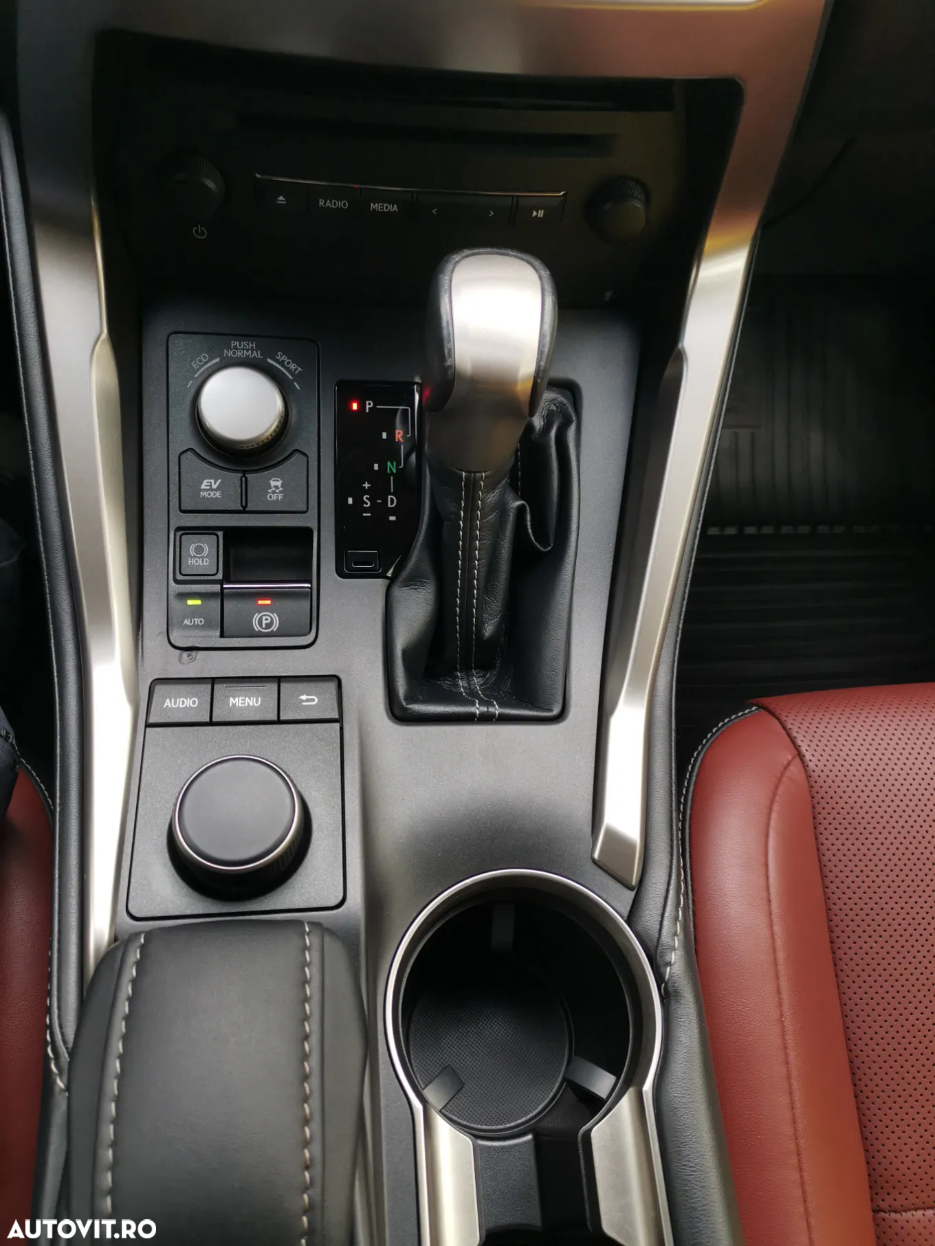 Lexus Seria NX 300h Executive - 4