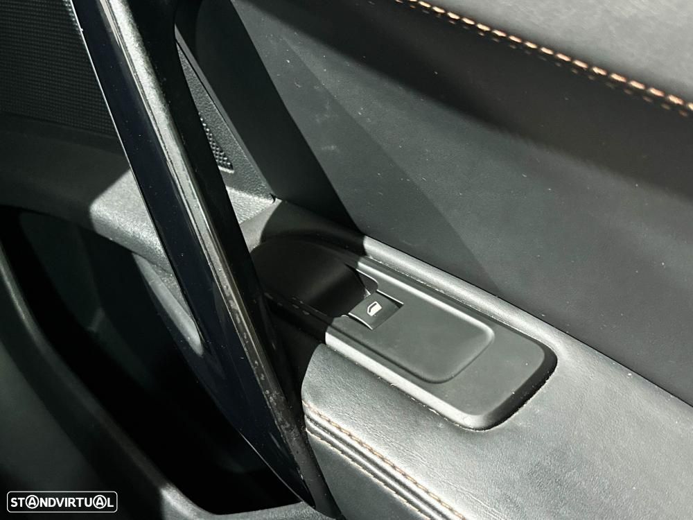 Peugeot 508 RXH 2.0 HDi Hybrid4 2-Tronic 104g - 31