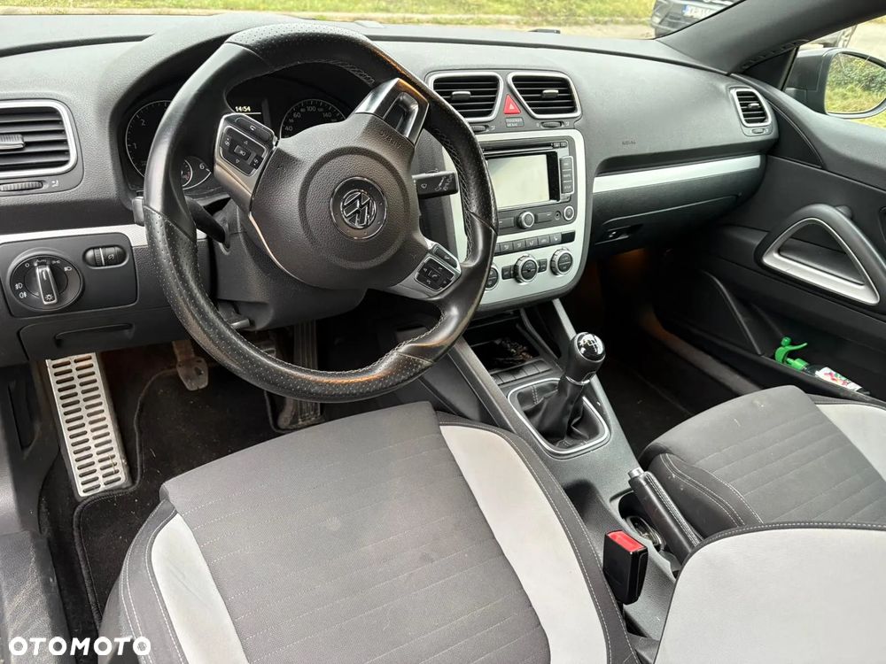 Volkswagen Scirocco 2.0 TDI - 11