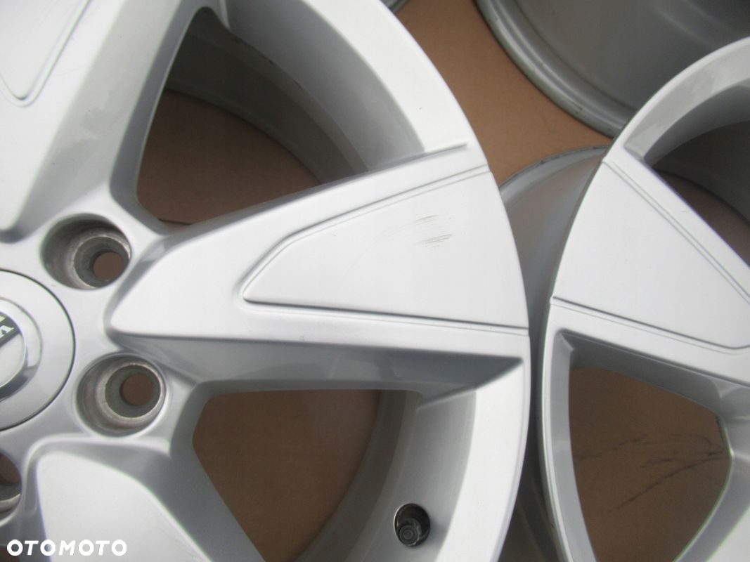 ALUFELGI 4szt R17 VOLVO S40,V50, S60,V70, S80,S90,XC40,XC60,XC70 - 7