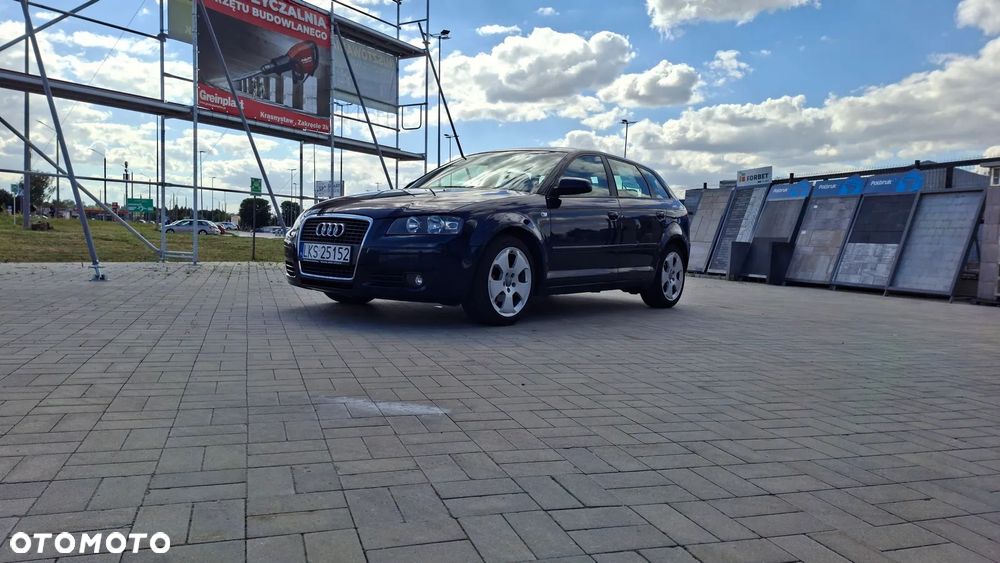 Audi A3 Sportback 1.6 FSI Ambiente - 2