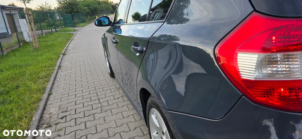 BMW Seria 1 118d DPF - 7