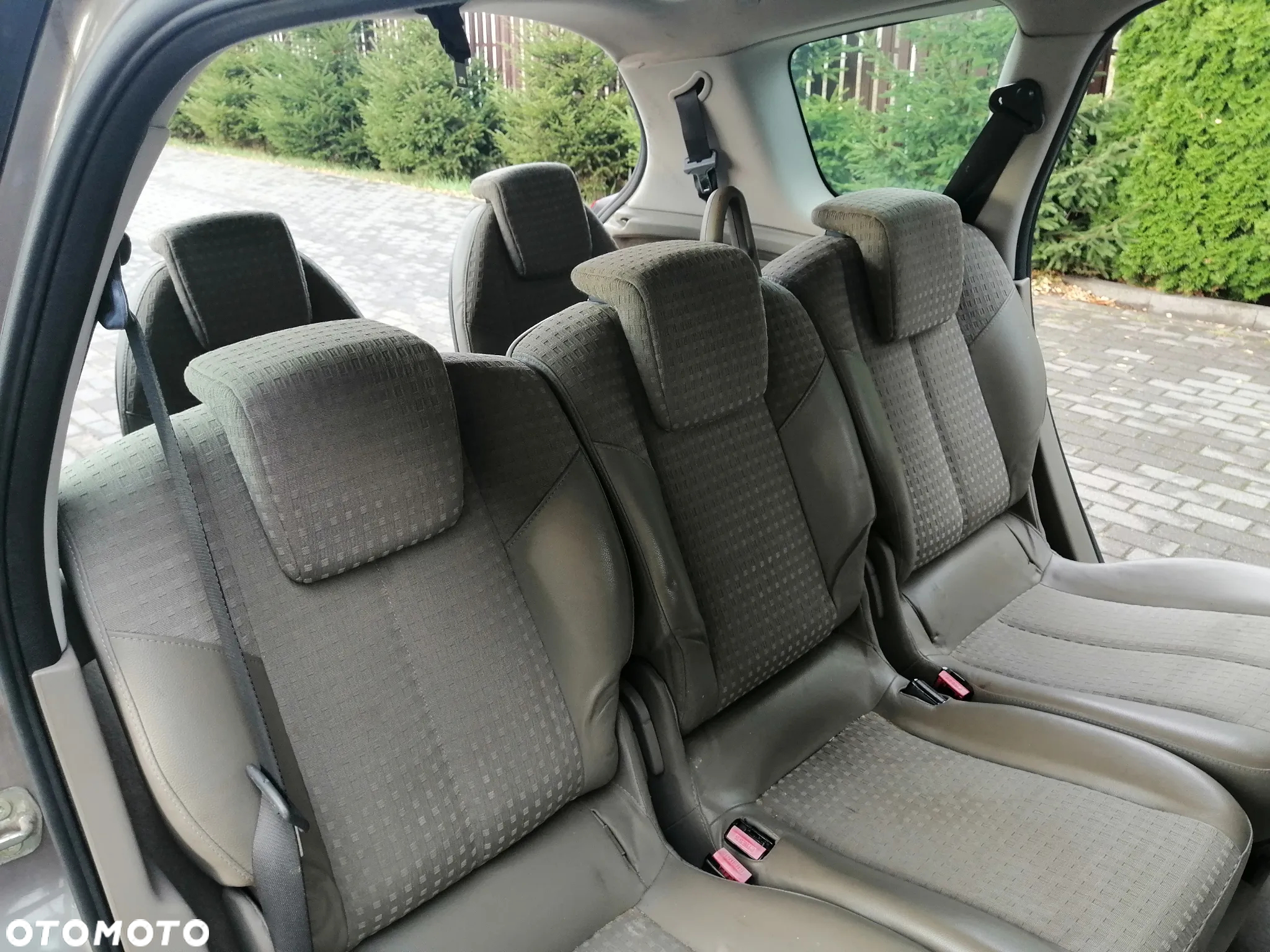 Renault Scenic ver-2-0-confort-expression - 13