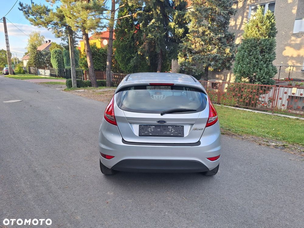 Ford Fiesta - 14