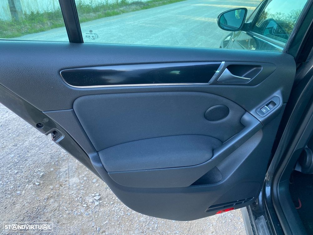 VW Golf 2.0 GTI - 13