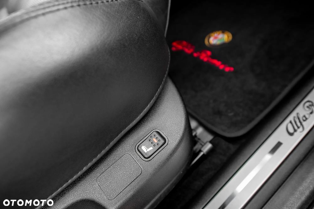 Alfa Romeo Giulietta 1.8 TBi 16V Quadrifoglio Verde - 21