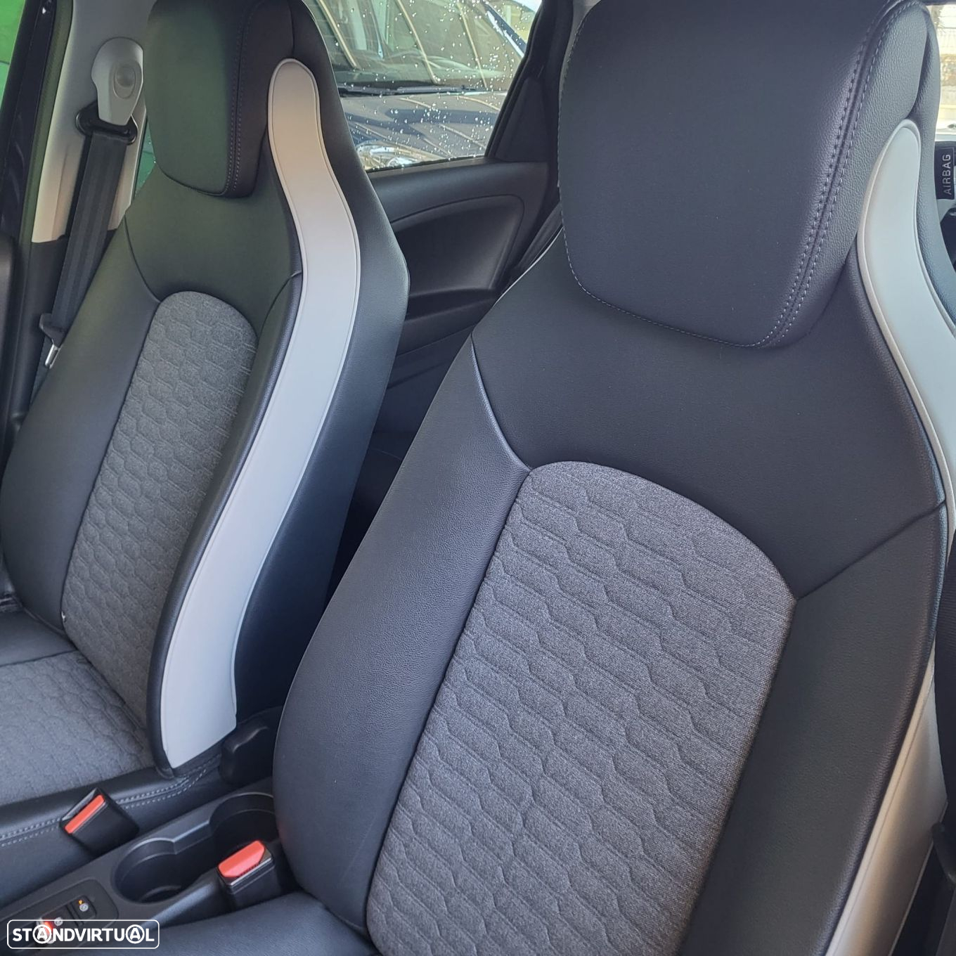 Renault Zoe - 11